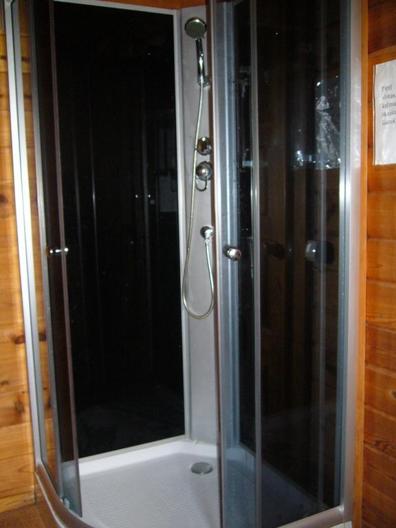 Ezerzemes Guest House Nirza Room photo